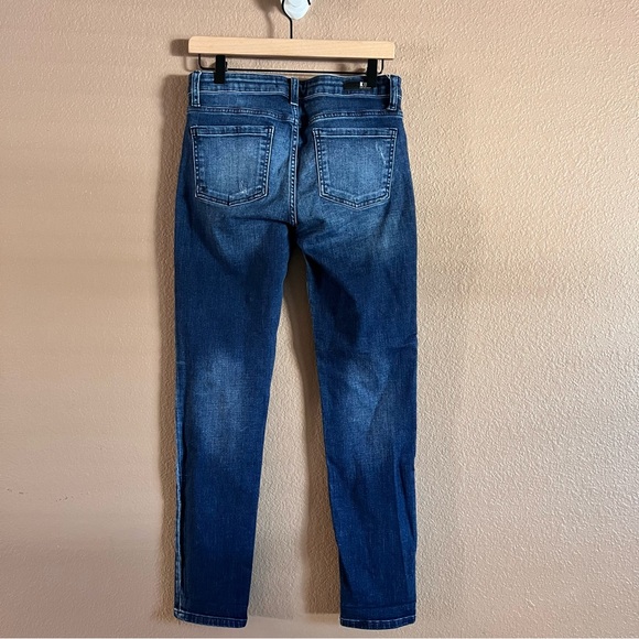 Kut from the Kloth Catherine Distressed Boyfriend Jeans Size 2 - Picture 6 of 11